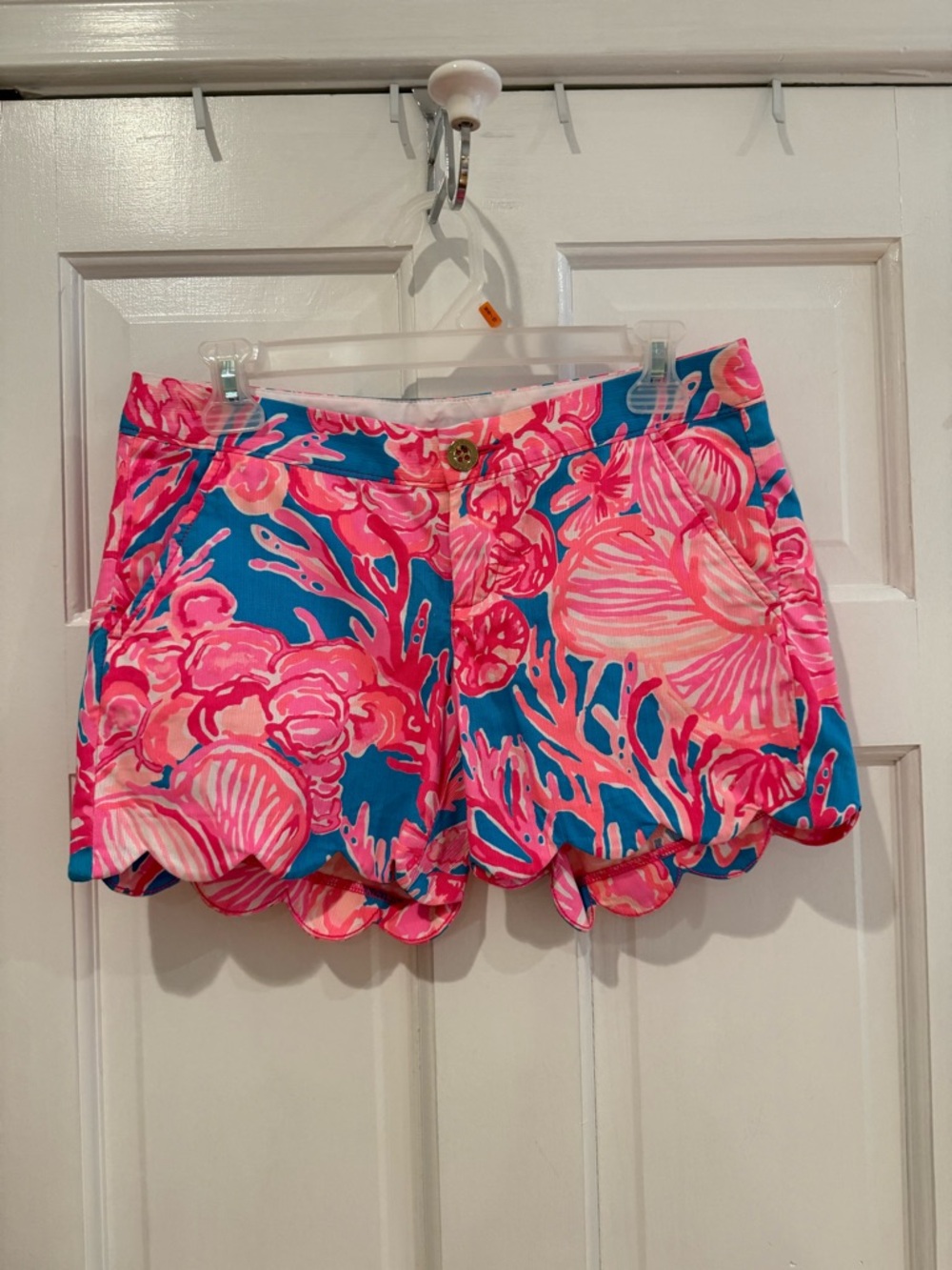 Lilly Pulitzer Pink & Blue Floral Scallop Hem Shorts